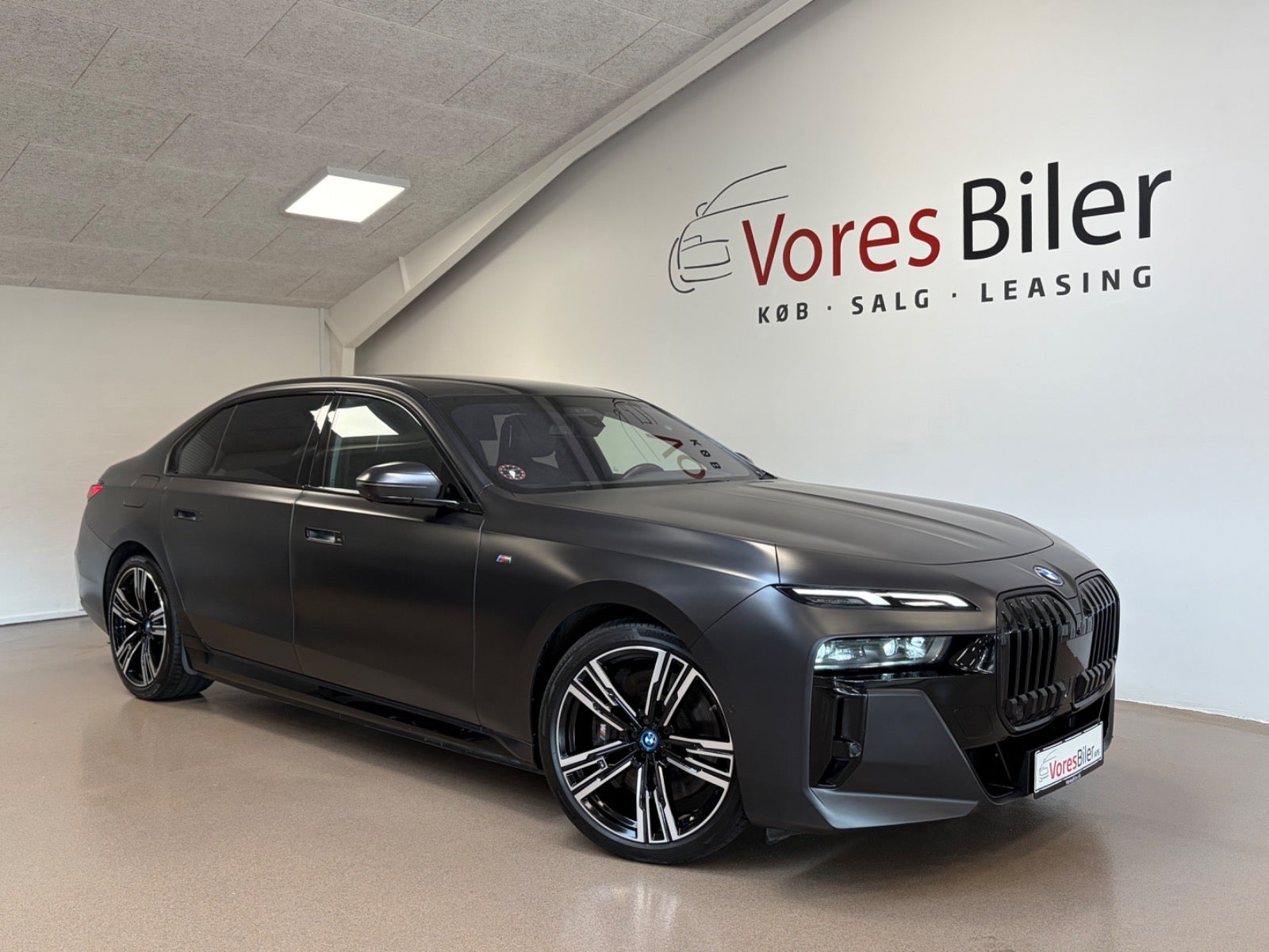 BMW i7 xDrive60 M-Sport, 2023 | Vores Biler ApS i Silkeborg
